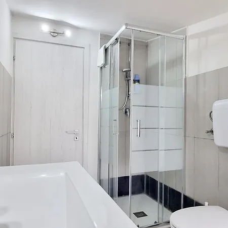 Guest Mandra 12 E 13 아파트