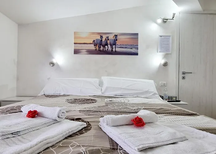 Appartement Guest Mandra 12 E 13 *