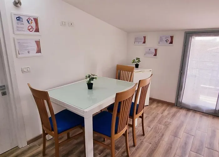 Guest Mandra 12 E 13 Apartman Reggio Emilia